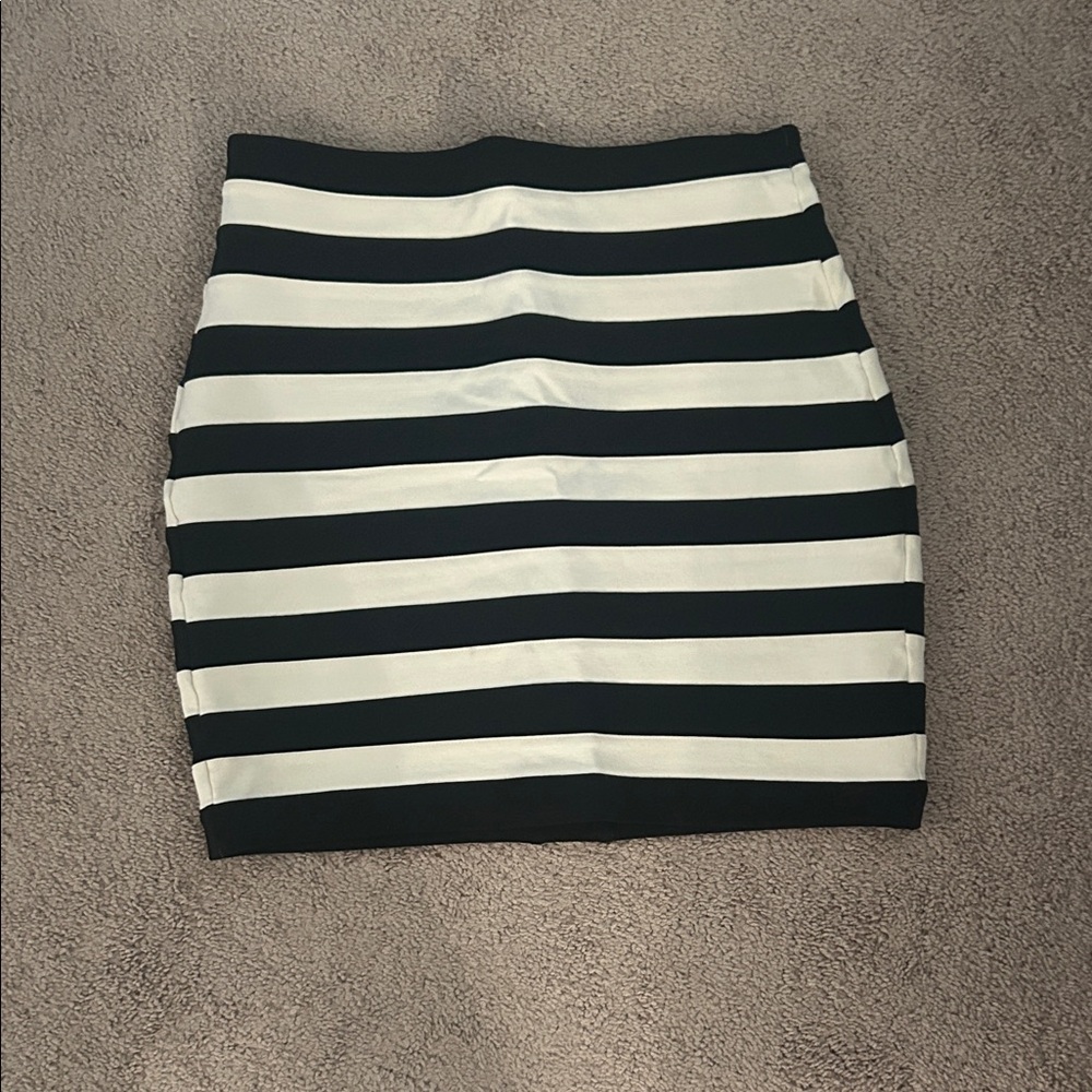 Express Black and Cream Striped Mini Skirt